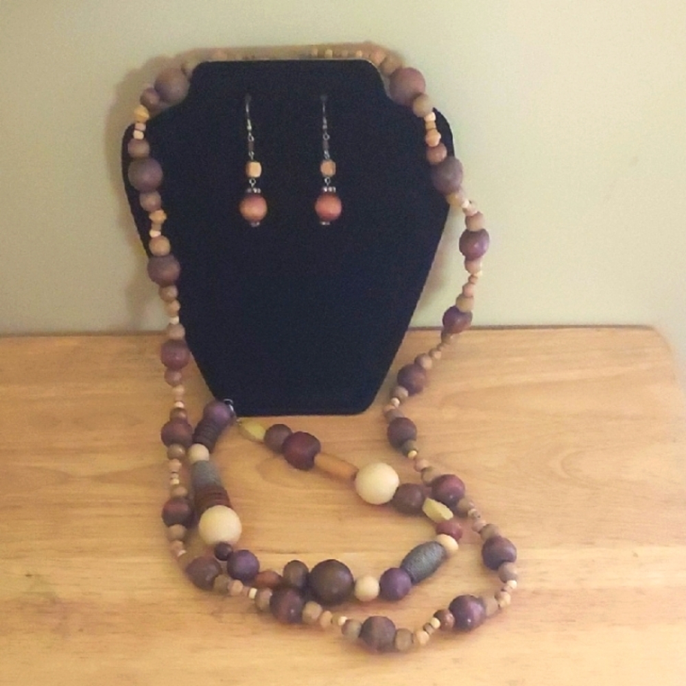 Wooden Jewelery Lot